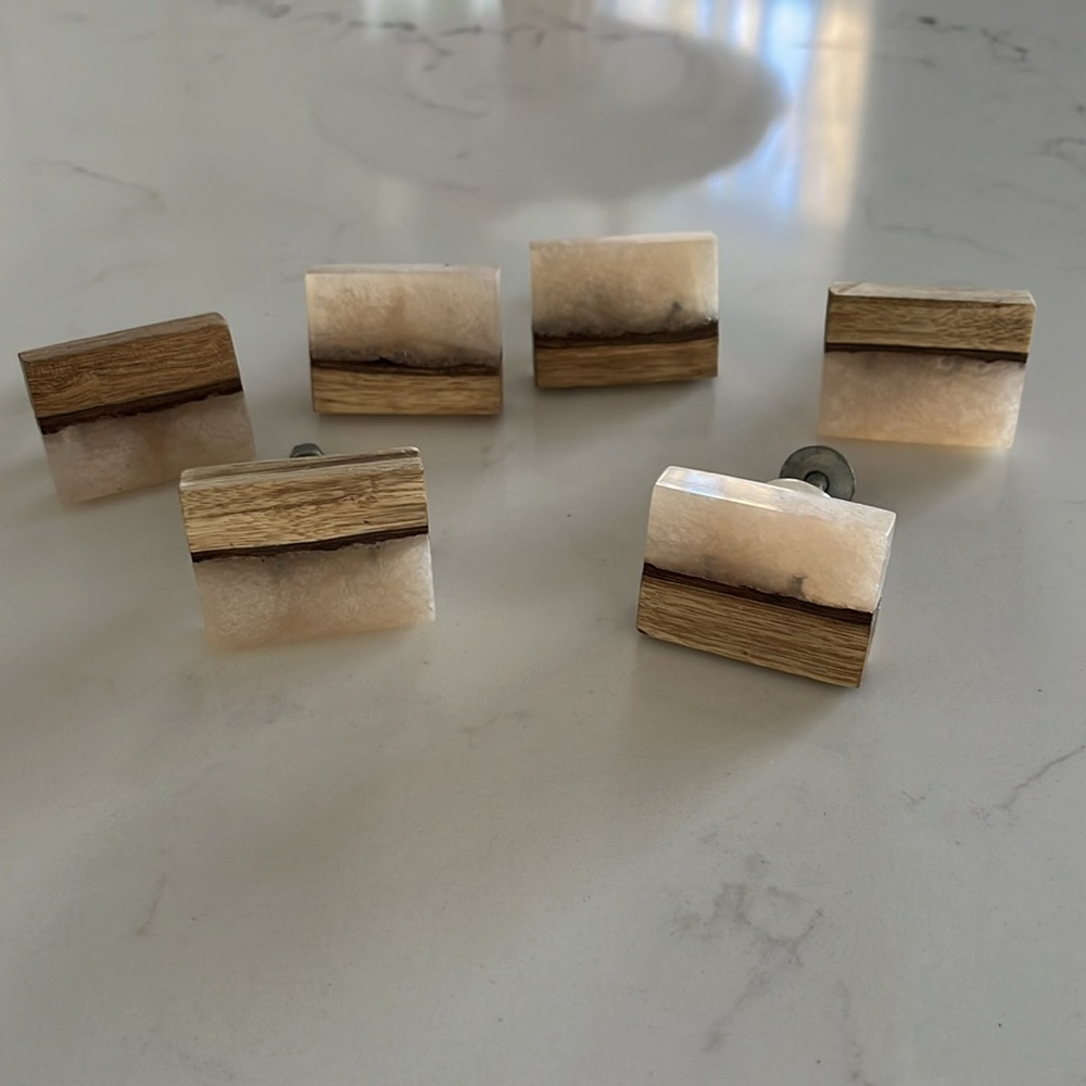 Pearl & Brown Wood Knob (Set of 6)